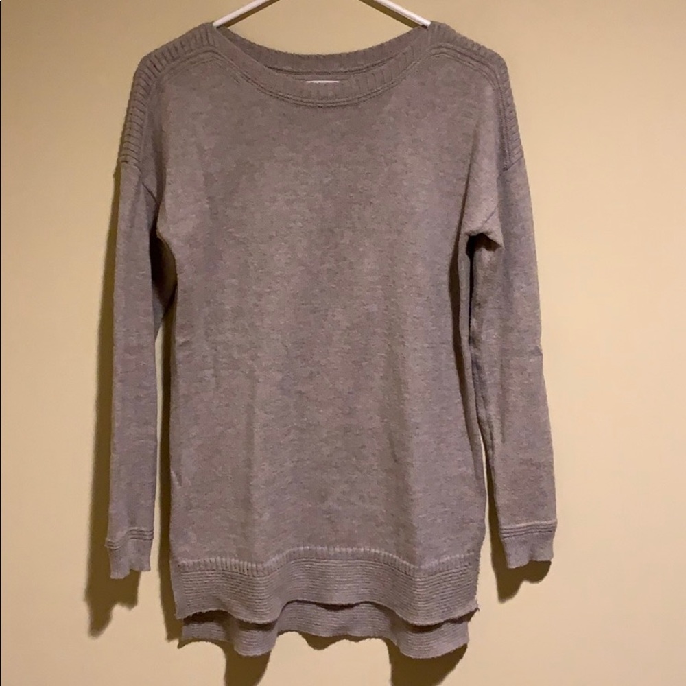 Old Navy sweater